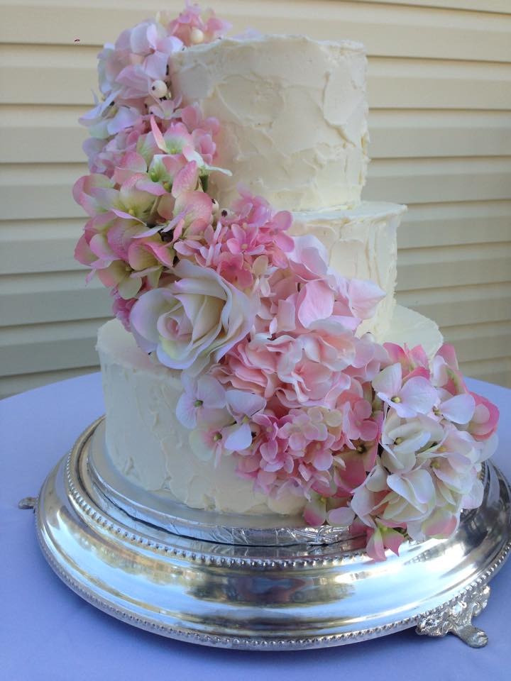 buttercream and flowers wedding cake.jpg