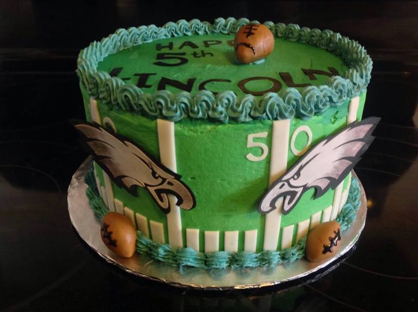 eagles birthday cake.jpg